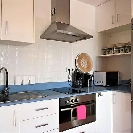 Apartamento En Playa Blanca Centro Apartment *